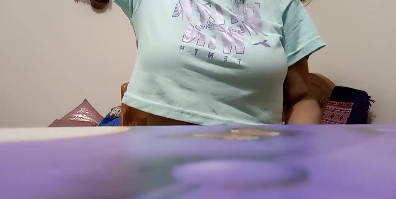 Im so horny now, please fuck me