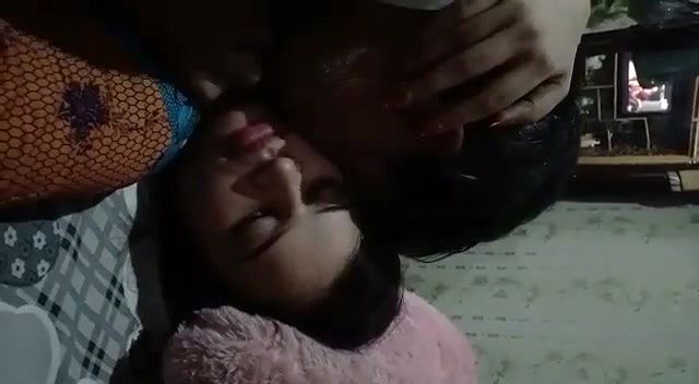 randi bahbhi ke sath kissing