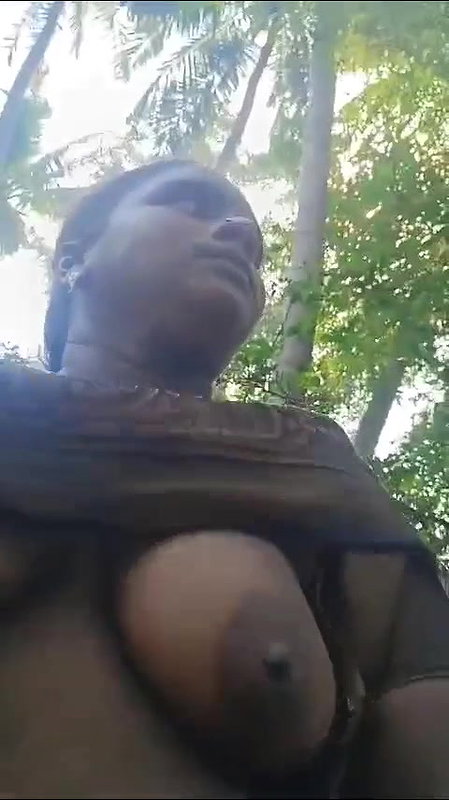 khule mein lund chuske sawari kri