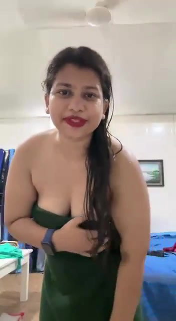 gori bhabhi ki nangi nach