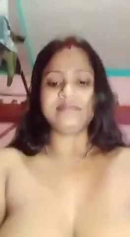 saree kholke nangi video banayi