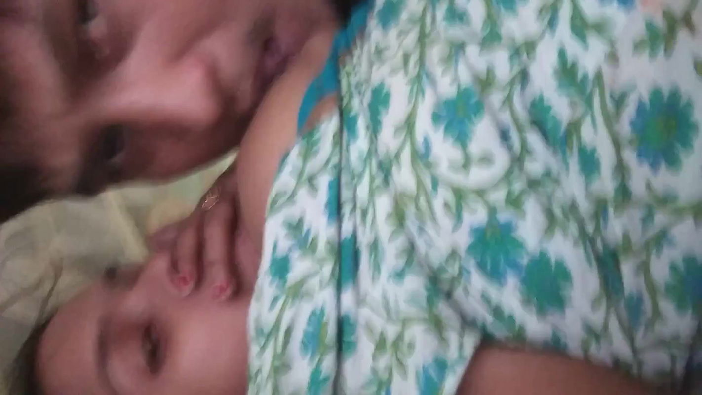 kiss krte hue chut ragdi