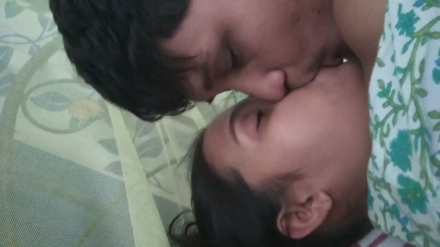 kiss krte hue chut ragdi