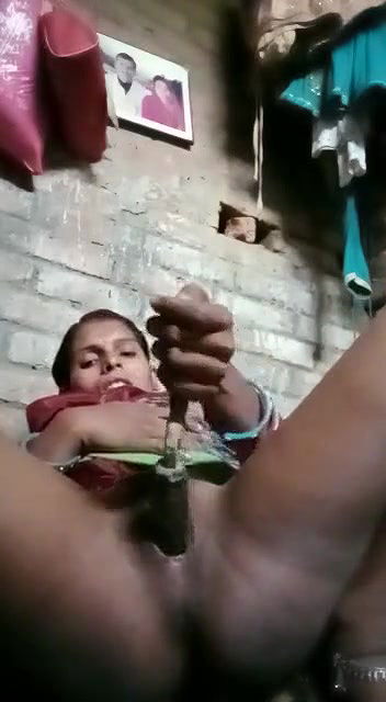 pussy fuck with wood