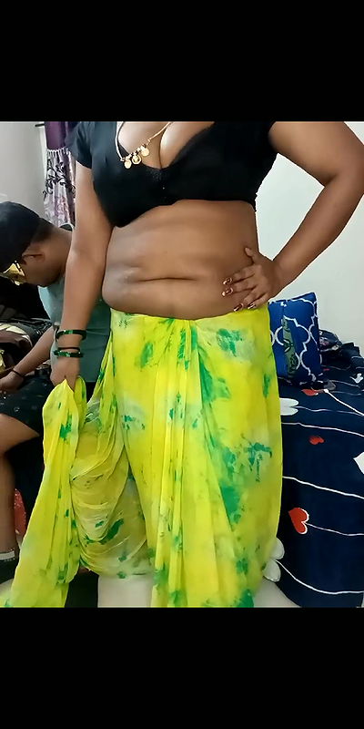 ChandiniTelugu hot saree