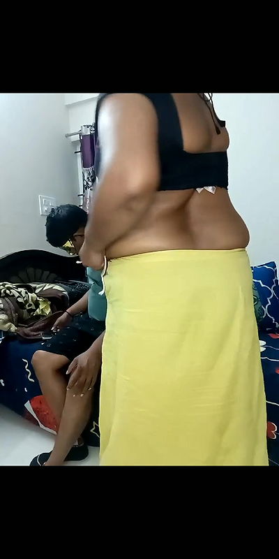 ChandiniTelugu hot saree