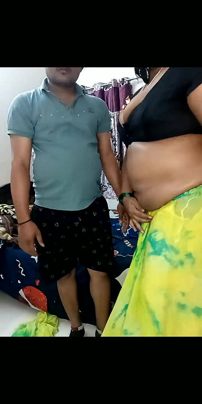 ChandiniTelugu hot saree