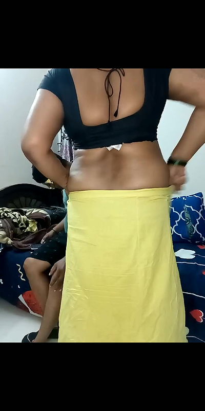 ChandiniTelugu hot saree