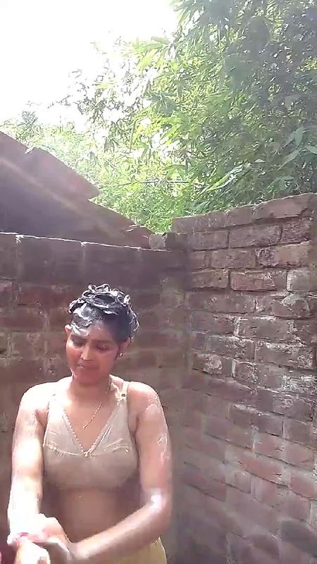 Beautiful Village Bhabi Bathing