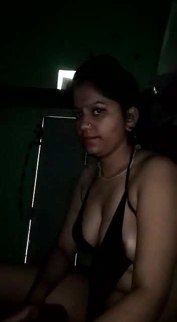 Dehati Bhavi Ko Raat Me Usko Land Chusaya Uske Baad Uski Badi Chuchi Dabai Aur Chudai Ki