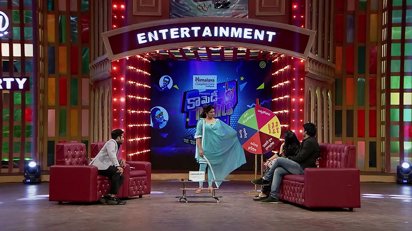 Busty Anchor Srimukhi/Sreemukhi Super Hot Big ASS & Fleshy Thighs in Tight pants