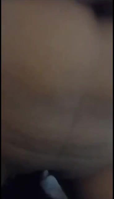 Kavita Bhavi Ko Apne Land Par Chada Kar Usko Pel Diya