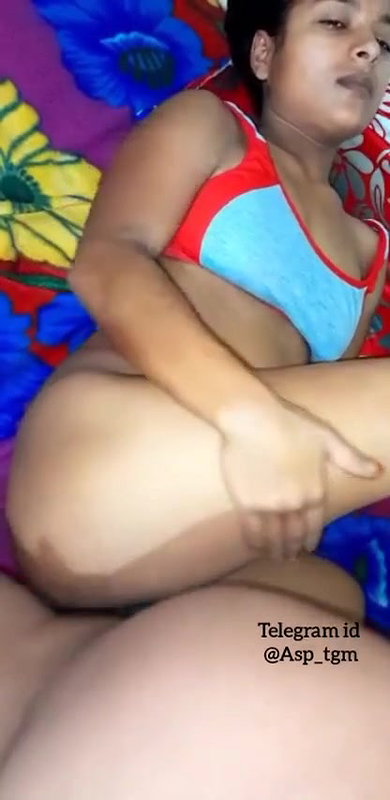 Young Indian Wife Cheating with Husbands Friend Viral mms Leaked