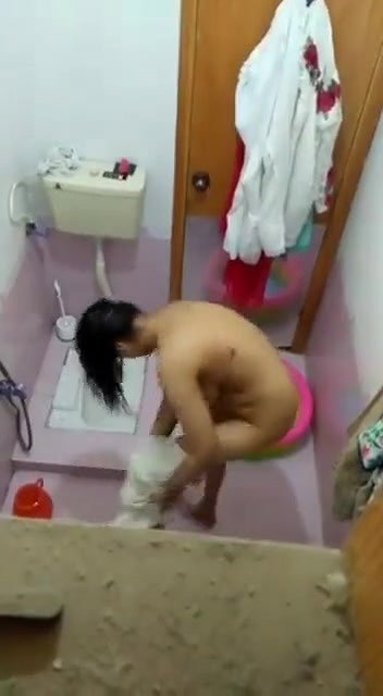 nude bath video recorded secretly