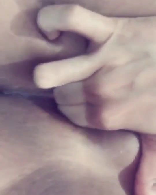 chuche chuske chut mein ungli kri