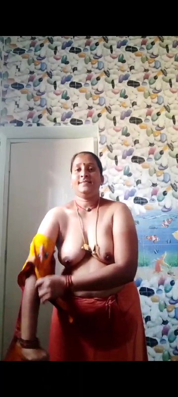 Big Gaand South Aunty
