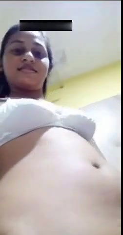 Beauty wife strips nude selfie