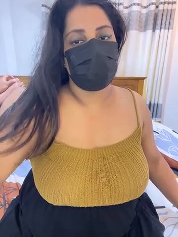 Sexy Chubby Girl Big Boobs Show and Pussy Fingering