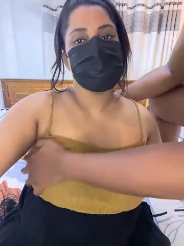 Sexy Chubby Girl Big Boobs Show and Pussy Fingering