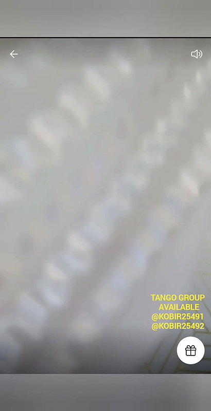 Sizzling girl tango 121