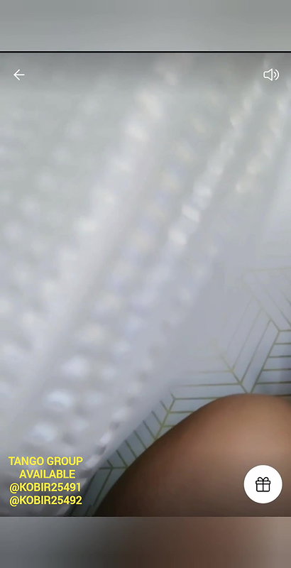 Sizzling girl tango 121