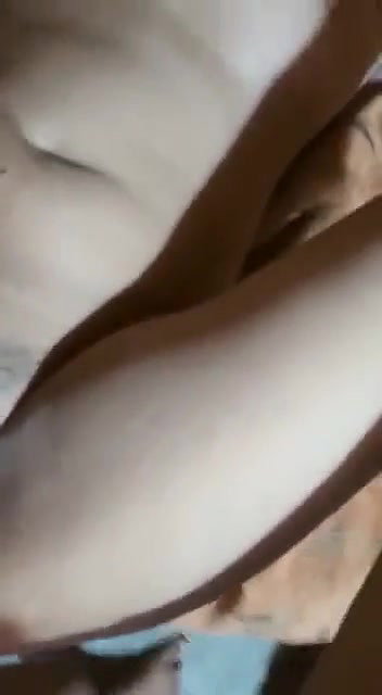 Dehati Bhavi Ko Raat Me Khat Par Sula Kar Uski Bur Ki Chudai Ki