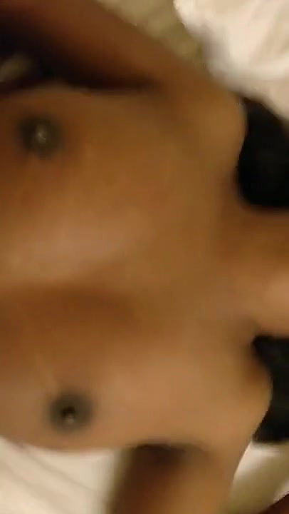 Apne Sala Ki Wife Ko Bed Par Sula Kar Uski Dum Bhar Chudai Ki