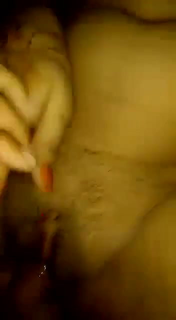 Bagal Flat Me Rahne Wali Bhavi Ko Raat Me Uska Bur Faila Faila Kar Land Gussaya Aur Chudai Ki