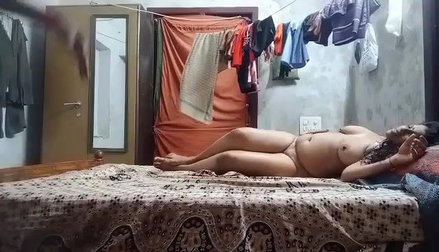 Bhavi Ko Uske Husband Ne Bahut Jor Jor Se Uski Bur Ki Chudai Ki Dard Se Bhavi Rone Lagi