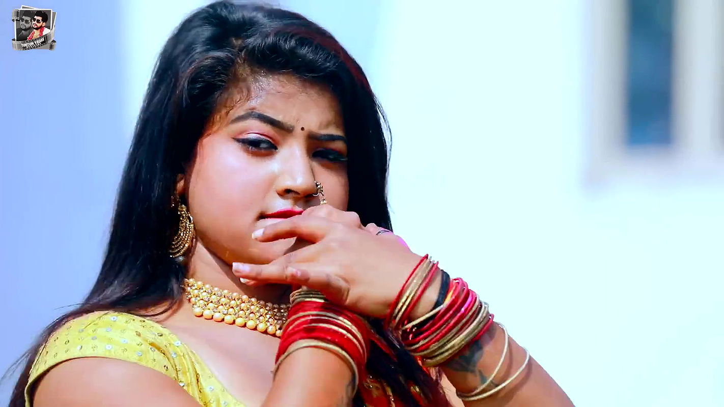 Busty Aaradhya big boobs pressed