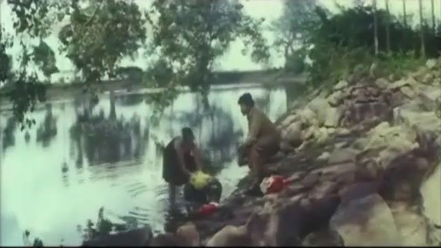 Poove Mallu Movie [Uncensored]