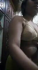 Paki girl showing boobs