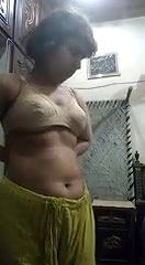 Paki girl showing boobs
