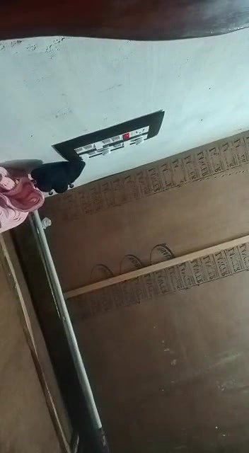 Desi Mallu Bhabhi Shows Her Milky Boobs and Fingering