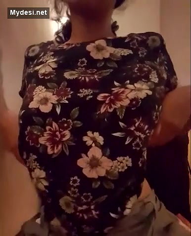 Booby College Girl Horny Boob Show