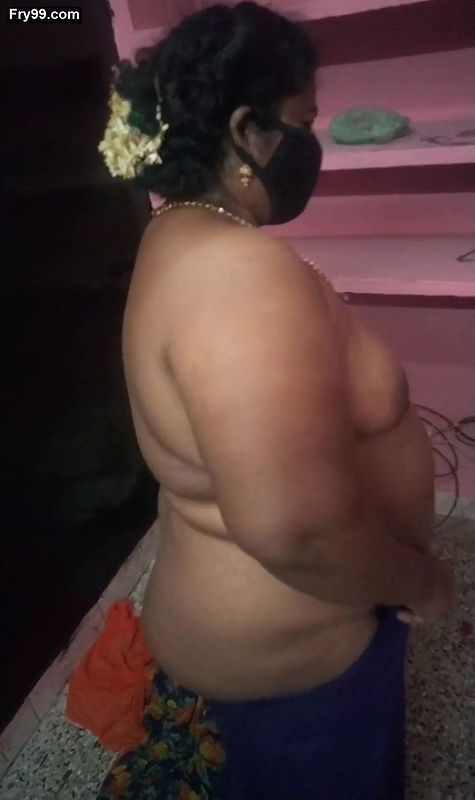 Aunty’s hot backside