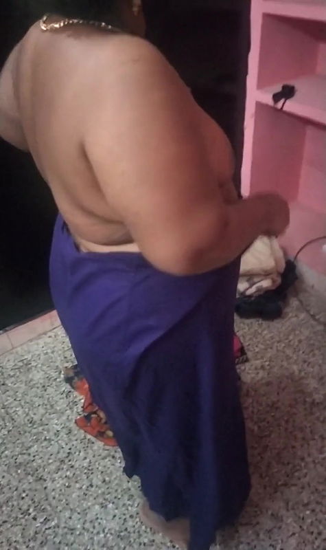 Aunty’s hot backside