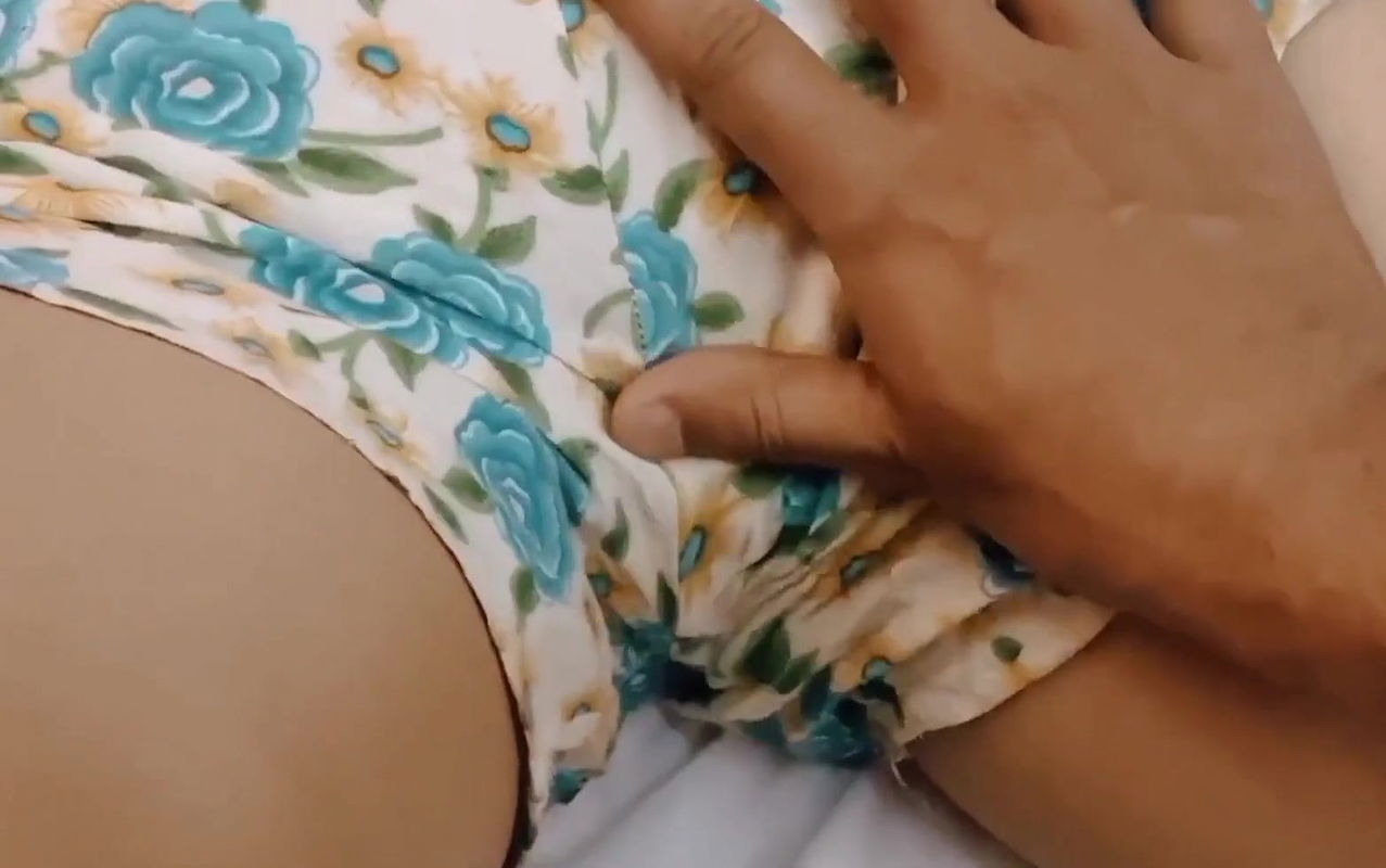 behan ki tite chut me bhai ne apna mota land dala.