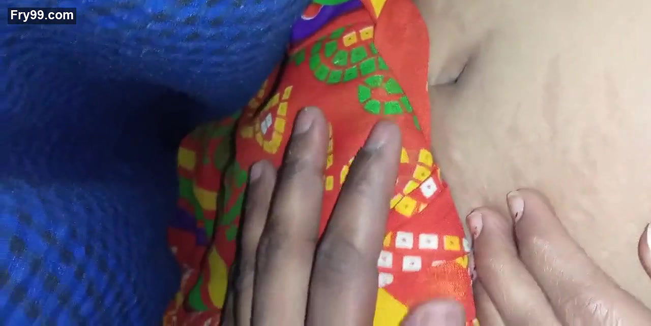 Bhabhi ki choot ragad ke bhabhi ko garam kara.