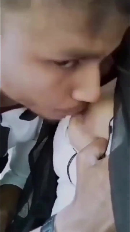 horny college girl ki boobs daba kar suck kiya bf