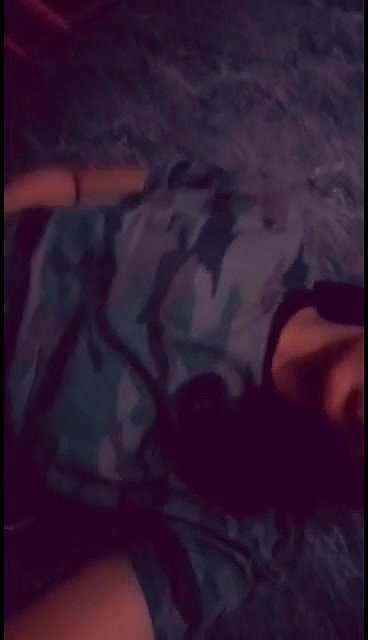 sexy gf showing boobs