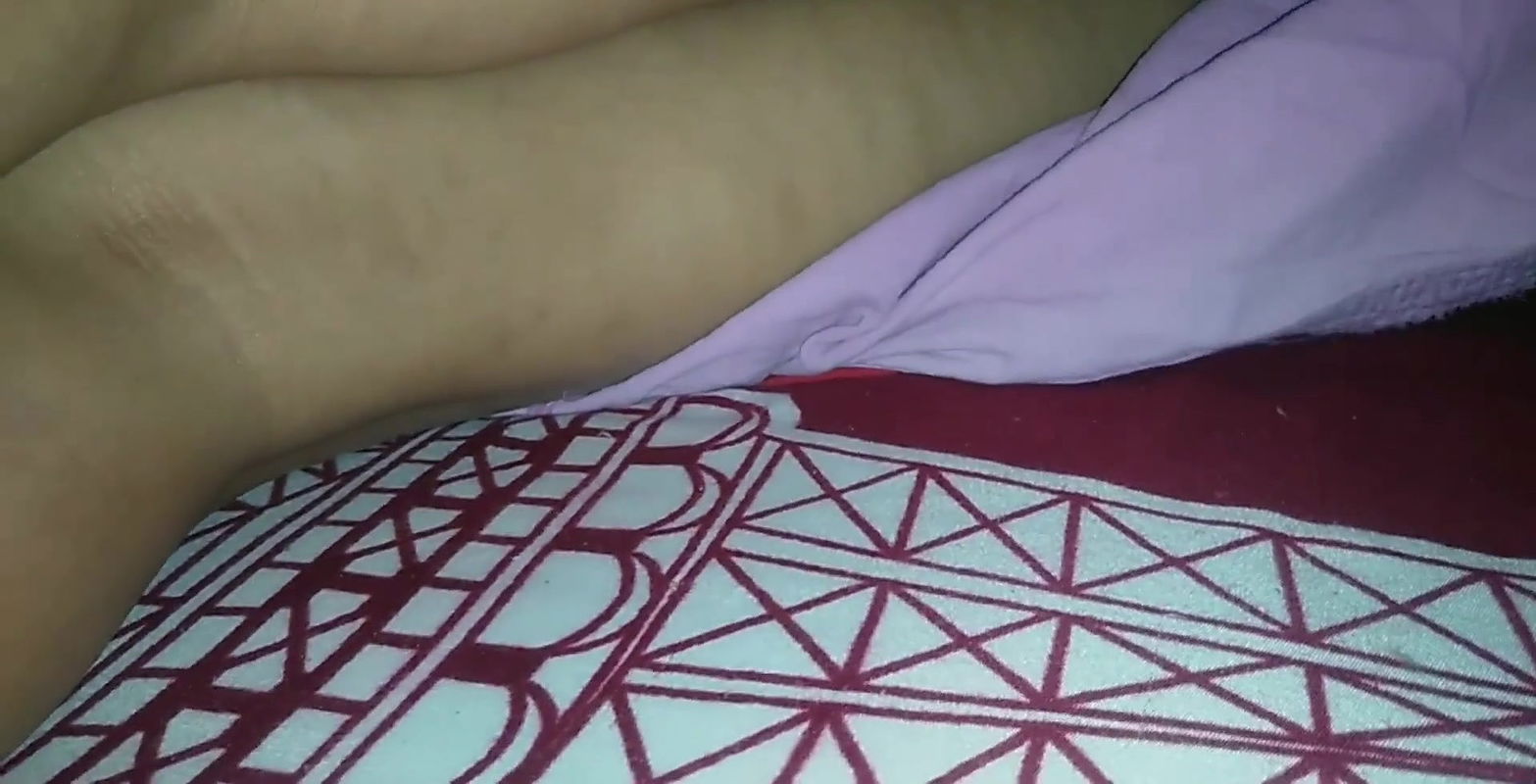 Bhaiya ke bahar jate hi bhabhi ki chudai