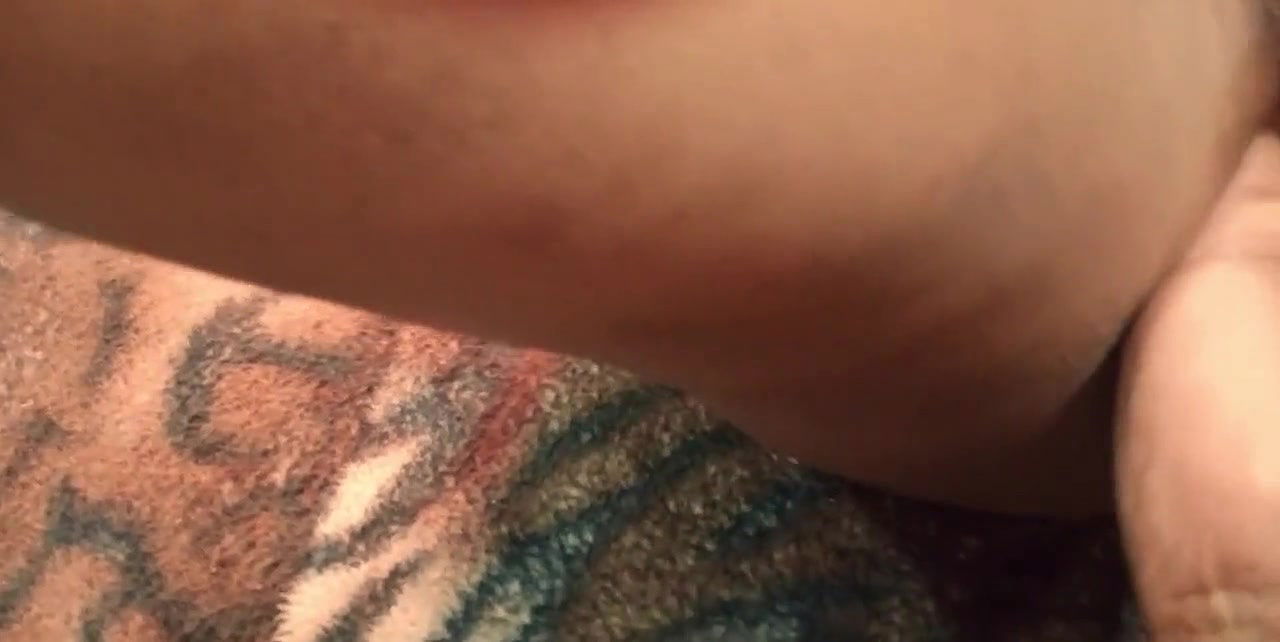 ax Bibi ko Massaj Karne vale ne chut ko chod dala