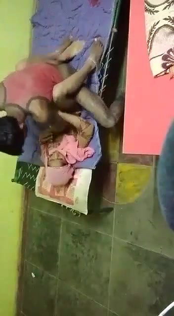 Indian   couple hot   MMS