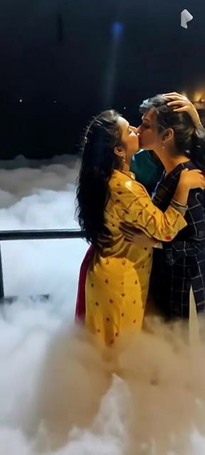 MOV 17744505037660248