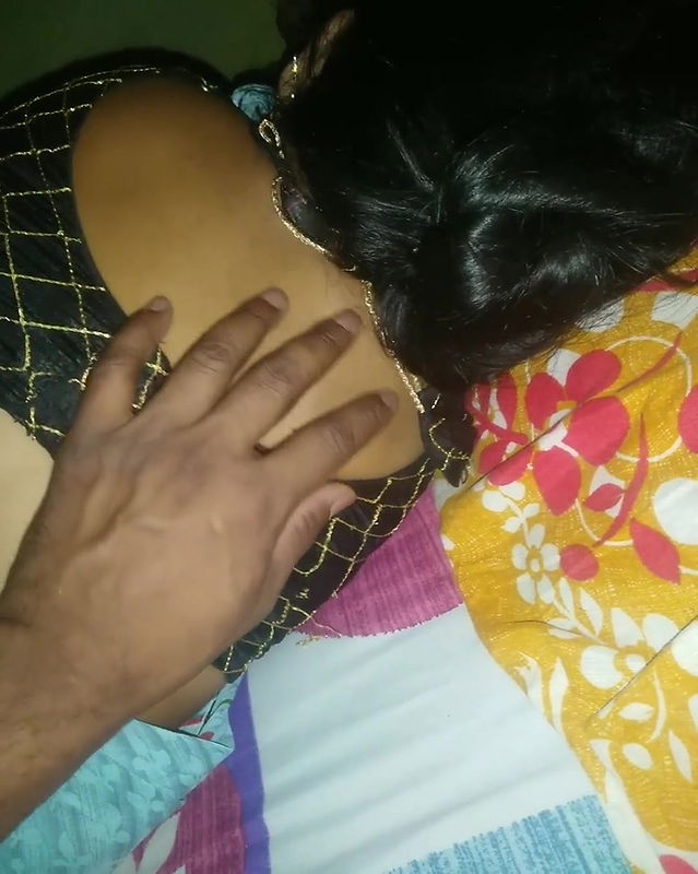 ABoobs play with desi bhabhi – homemade