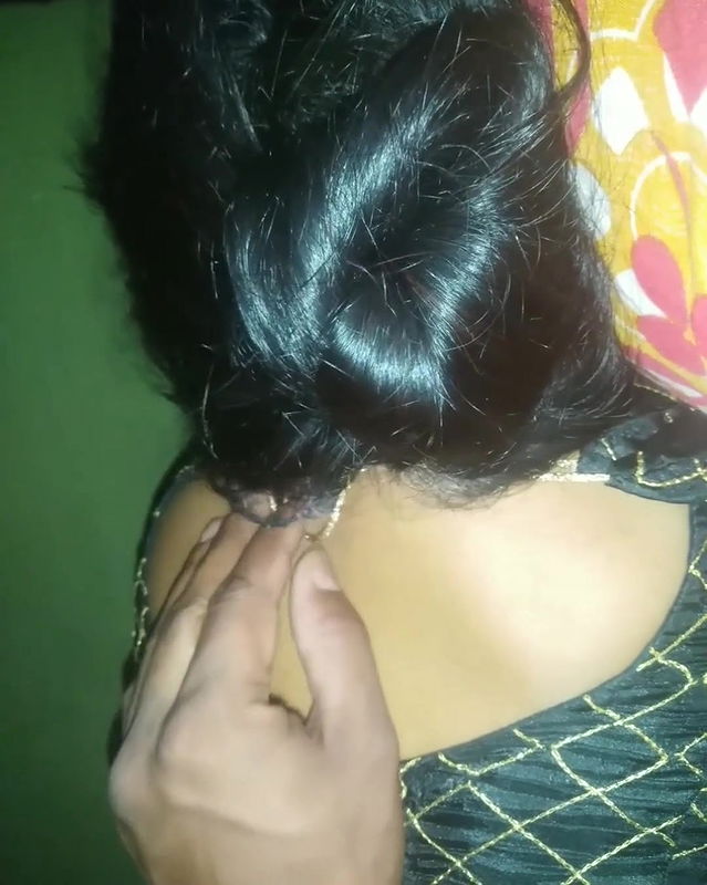 ABoobs play with desi bhabhi – homemade