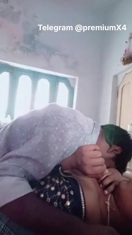 Marathi Wife Boobs Sucked By Collage