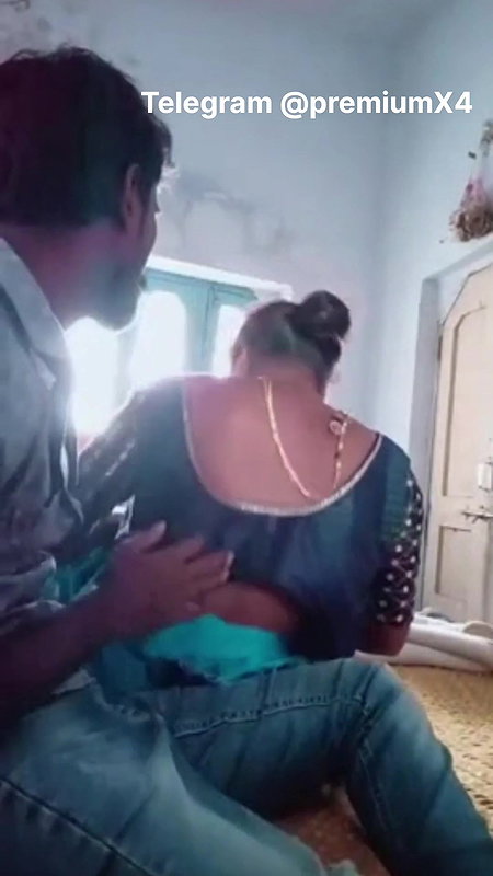 Marathi Wife Boobs Sucked By Collage