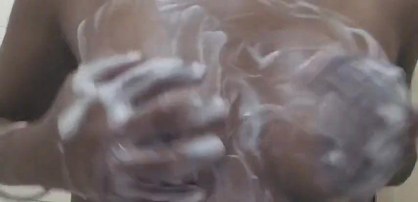 Boyfriend se video chat krte huye video leak ho gya indian desi girl mms video.